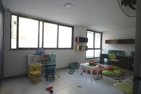 Apartamento para alugar com 74m², 2 quartos e 1 vaga Apartamento para alugar com 74m², 2 quartos e 1 vagaBrinquedoteca