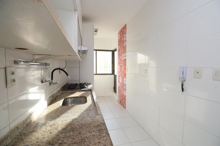 Apartamento para alugar com 74m², 2 quartos e 1 vaga Apartamento para alugar com 74m², 2 quartos e 1 vagaCozinha
