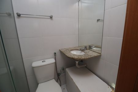 Apartamento para alugar com 74m², 2 quartos e 1 vaga Apartamento para alugar com 74m², 2 quartos e 1 vagaBanheiro Social
