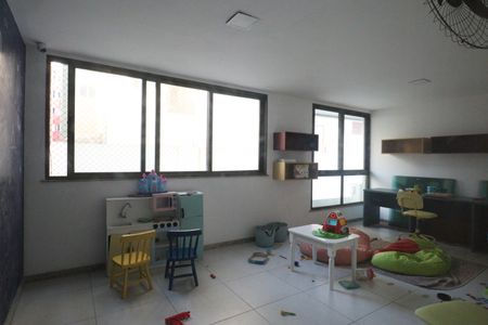 Apartamento para alugar com 74m², 2 quartos e 1 vaga Apartamento para alugar com 74m², 2 quartos e 1 vagaBrinquedoteca
