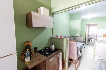 Casa à venda com 25m², 2 quartos e 3 vagas Casa à venda com 25m², 2 quartos e 3 vagasCozinha e Área de Serviço