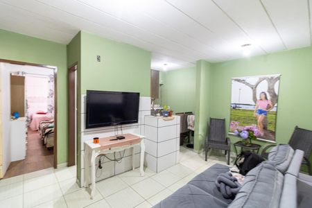 Sala de casa à venda com 2 quartos, 25m² em Vila Nova, Porto Alegre