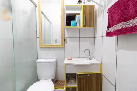 Casa à venda com 25m², 2 quartos e 3 vagas Casa à venda com 25m², 2 quartos e 3 vagasBanheiro