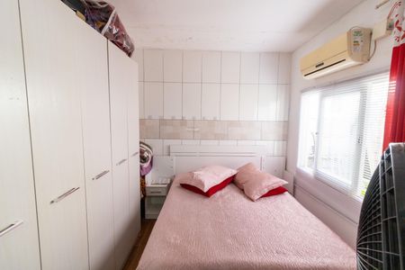 Casa à venda com 25m², 2 quartos e 3 vagas Casa à venda com 25m², 2 quartos e 3 vagasQuarto 2