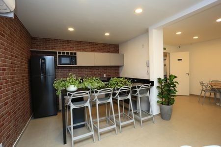 Apartamento para alugar com 38m², 2 quartos e sem vagaÁrea comum - Salão de festas