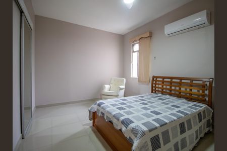 Casa para alugar com 112m², 3 quartos e 1 vagaQuarto 1