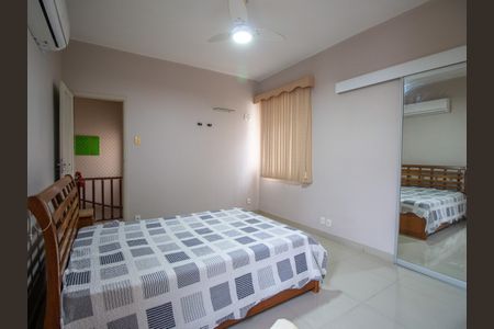 Casa para alugar com 112m², 3 quartos e 1 vagaQuarto 1