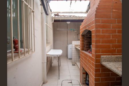 Casa para alugar com 112m², 3 quartos e 1 vagaÁrea de Serviço