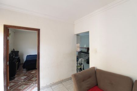 Sala de casa à venda com 3 quartos, 200m² em Rio Branco, Belo Horizonte