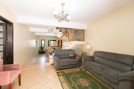 Casa à venda com 7 quartos, 483m² em Fátima, Canoas