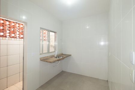 Casa de condomínio para alugar com 57m², 2 quartos e 1 vagaCozinha