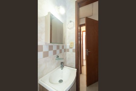 Casa de condomínio para alugar com 57m², 2 quartos e 1 vagaBanheiro da Suíte 2