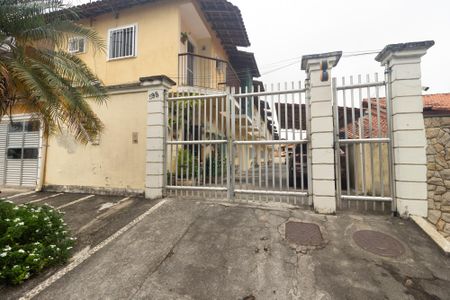 Casa de condomínio para alugar com 57m², 2 quartos e 1 vagaFachada do condomínio