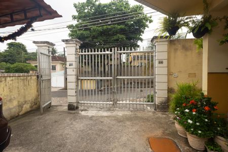 Casa de condomínio para alugar com 57m², 2 quartos e 1 vagaEntrada