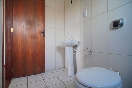 Casa à venda com 220m², 4 quartos e 3 vagasBanheiro da Suíte