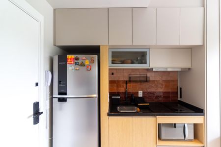 Studio para alugar com 27m², 1 quarto e 1 vaga Studio para alugar com 27m², 1 quarto e 1 vagaCozinha