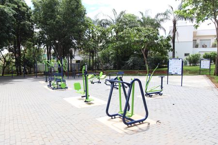 Casa de condomínio para alugar com 247m², 4 quartos e 2 vagasÁrea comum