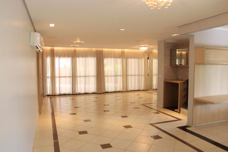 Casa de condomínio para alugar com 247m², 4 quartos e 2 vagasSala