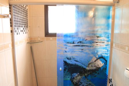 Casa de condomínio para alugar com 247m², 4 quartos e 2 vagasBanheiro da Suíte 3