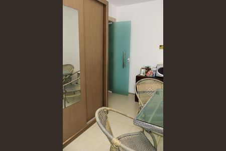 Apartamento para alugar com 115m², 3 quartos e sem vaga Apartamento para alugar com 115m², 3 quartos e sem vagaQuarto