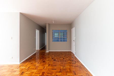 Apartamento para alugar com 140m², 3 quartos e 1 vaga Apartamento para alugar com 140m², 3 quartos e 1 vagaSala