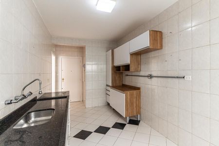 Apartamento para alugar com 140m², 3 quartos e 1 vaga Apartamento para alugar com 140m², 3 quartos e 1 vagaCozinha