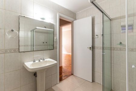 Apartamento para alugar com 140m², 3 quartos e 1 vaga Apartamento para alugar com 140m², 3 quartos e 1 vagaBanheiro