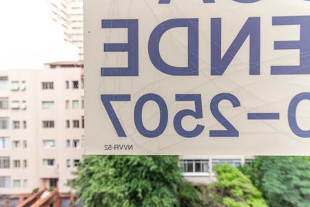Plaquinha de apartamento à venda com 3 quartos, 140m² em Santa Cecilia, São Paulo
