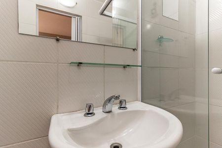 Apartamento para alugar com 140m², 3 quartos e 1 vaga Apartamento para alugar com 140m², 3 quartos e 1 vagaBanheiro da Suíte 2