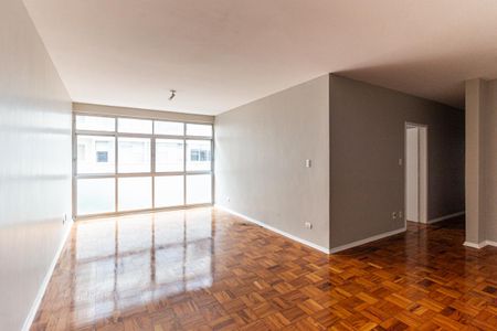 Apartamento para alugar com 140m², 3 quartos e 1 vaga Apartamento para alugar com 140m², 3 quartos e 1 vagaSala