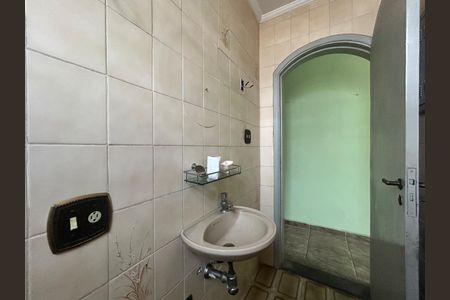 Casa para alugar com 100m², 3 quartos e 5 vagas Casa para alugar com 100m², 3 quartos e 5 vagasLavabo