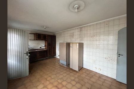 Casa para alugar com 100m², 3 quartos e 5 vagas Casa para alugar com 100m², 3 quartos e 5 vagasCozinha