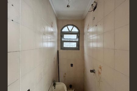 Casa para alugar com 100m², 3 quartos e 5 vagas Casa para alugar com 100m², 3 quartos e 5 vagasBanheiro de serviço 1