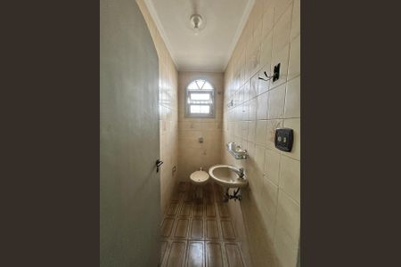 Casa para alugar com 100m², 3 quartos e 5 vagas Casa para alugar com 100m², 3 quartos e 5 vagasLavabo