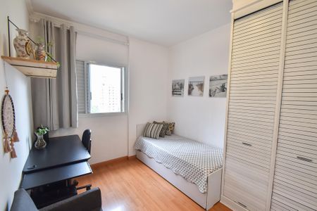 Apartamento à venda com 154m², 4 quartos e 3 vagasQuarto 3