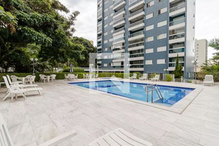 Apartamento à venda com 154m², 4 quartos e 3 vagasÁrea comum - Piscina