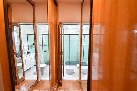 Apartamento à venda com 154m², 4 quartos e 3 vagasCloset da suíte