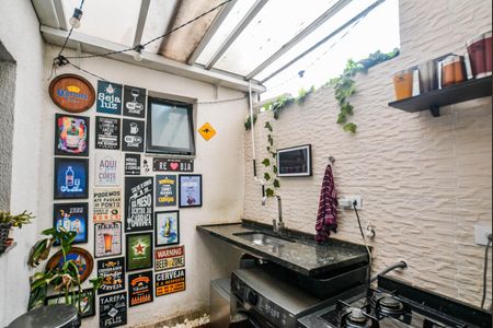 Apartamento à venda com 45m², 2 quartos e 1 vagaÁrea de Serviço