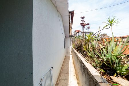 Casa à venda com 100m², 2 quartos e 2 vagasVaranda