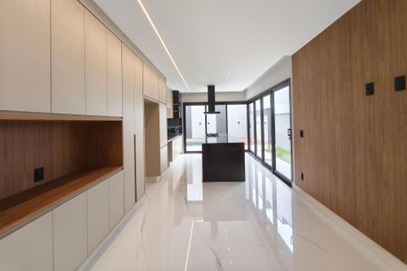 Casa de condomínio à venda com 210m², 3 quartos e 4 vagas Casa de condomínio à venda com 210m², 3 quartos e 4 vagasCozinha