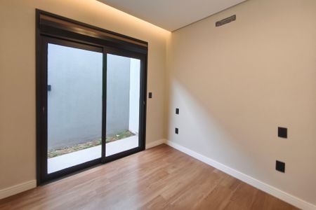 Casa de condomínio à venda com 210m², 3 quartos e 4 vagas Casa de condomínio à venda com 210m², 3 quartos e 4 vagasSuíte 2