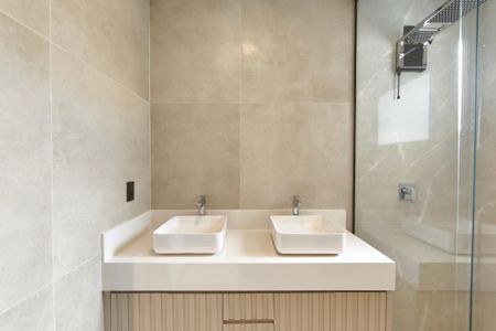 Casa de condomínio à venda com 210m², 3 quartos e 4 vagas Casa de condomínio à venda com 210m², 3 quartos e 4 vagasBanheiro Suíte 3