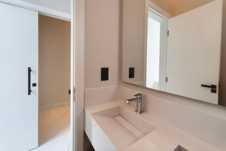 Casa de condomínio à venda com 210m², 3 quartos e 4 vagas Casa de condomínio à venda com 210m², 3 quartos e 4 vagasLavabo