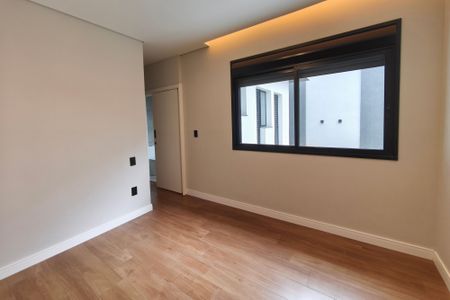 Casa de condomínio à venda com 210m², 3 quartos e 4 vagas Casa de condomínio à venda com 210m², 3 quartos e 4 vagasSuíte 3