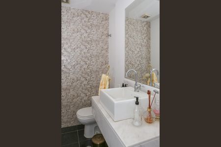 Apartamento à venda com 222m², 3 quartos e 3 vagasLavabo