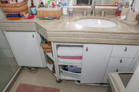 Apartamento à venda com 222m², 3 quartos e 3 vagasBanheiro da Suíte 3