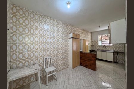 Casa para alugar com 120m², 2 quartos e 2 vagas Casa para alugar com 120m², 2 quartos e 2 vagasCozinha