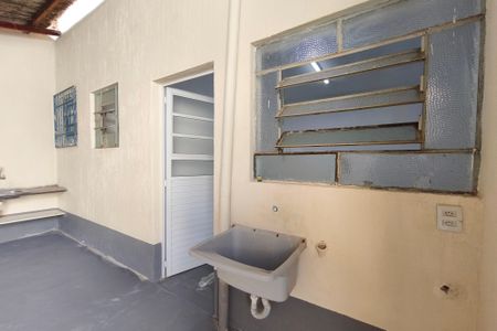 Casa para alugar com 360m², 2 quartos e 3 vagasÁrea de Serviço