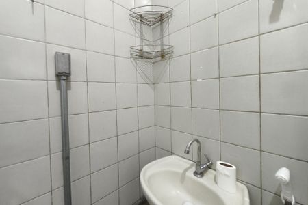 Casa para alugar com 360m², 2 quartos e 3 vagasBanheiro