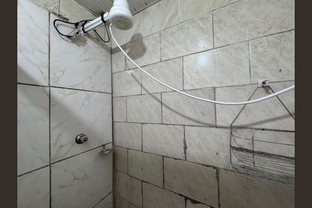 Casa para alugar com 45m², 1 quarto e 1 vaga Casa para alugar com 45m², 1 quarto e 1 vagaBanheiro